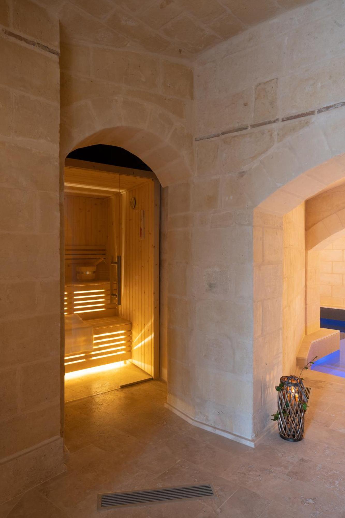 Cenobio Hotel & Spa Матера Екстериор снимка